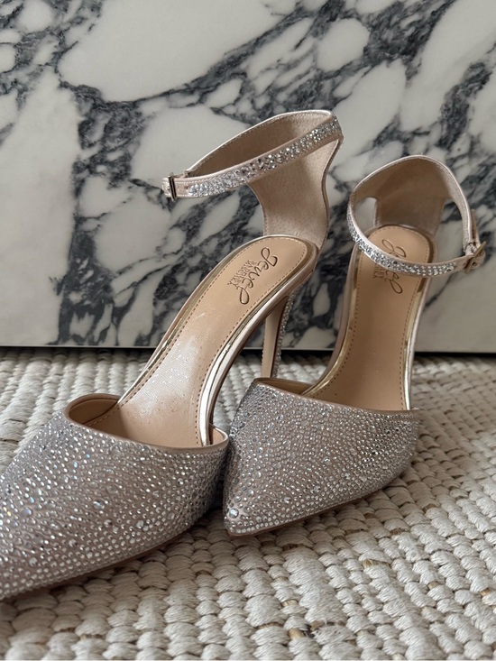 Jewel Badgley Mischka Shoes - Jewel Badgley Mischka Jailene Champagne Satin Rhinestone Pump Size 9 NEW